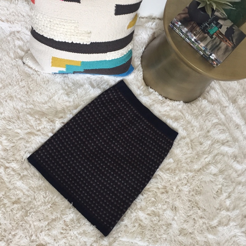 Cute knit skirt!